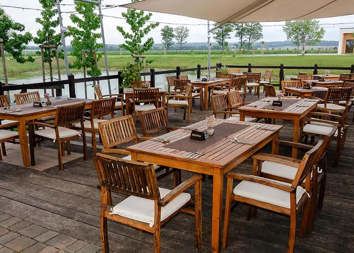 Oaza Luxury Glamping דירה מורבסקה טופליצה